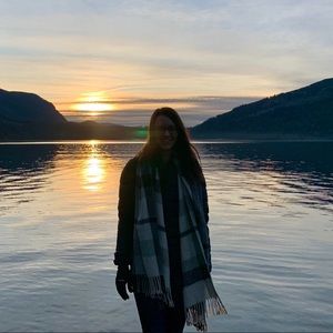 Meet your Posher, Rachel